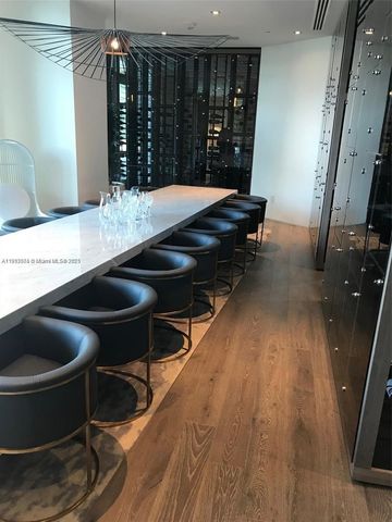 650 NE 32nd St 4908, Miami, FL 33137