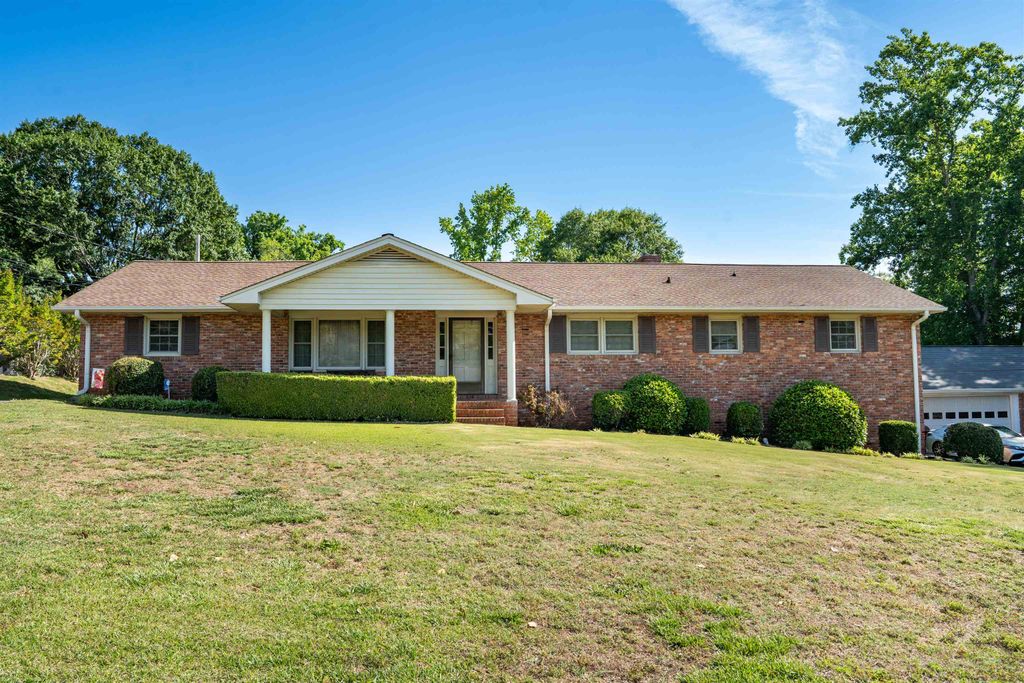 117 Woodbine Terrace, Spartanburg, SC 29301