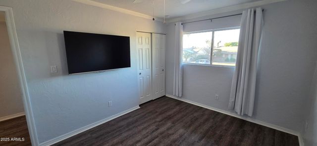 3455 W Gelding Drive, Phoenix, AZ 85053