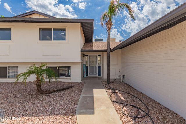 3455 W Gelding Drive, Phoenix, AZ 85053
