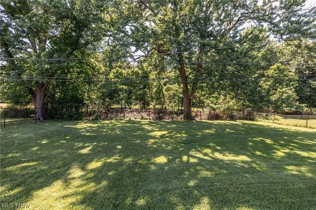 13967 Mohawk Trail, Middleburg Heights, OH 44130
