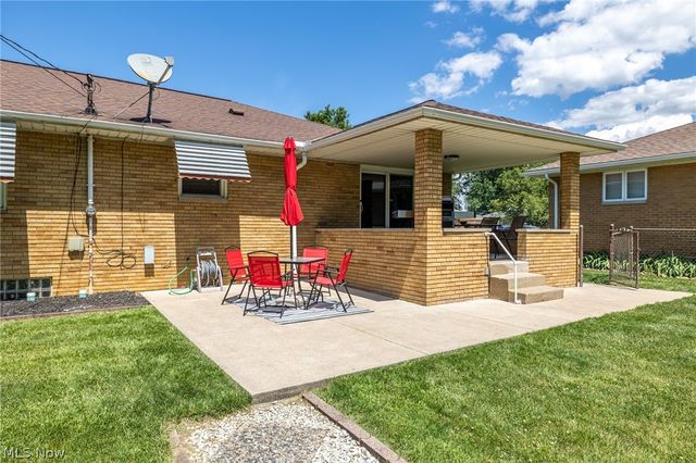 13967 Mohawk Trail, Middleburg Heights, OH 44130