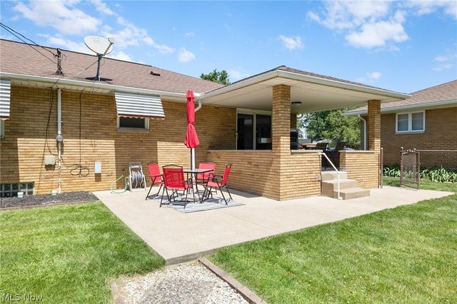 13967 Mohawk Trail, Middleburg Heights, OH 44130