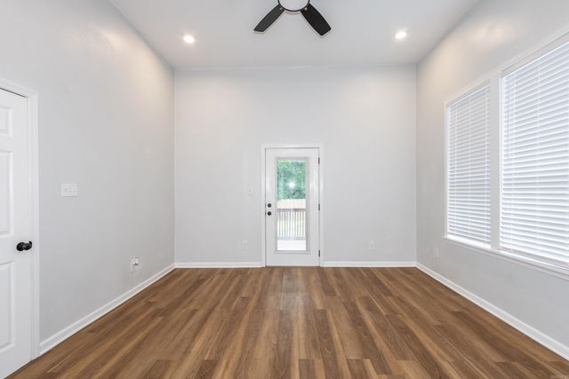 2604 S Spring Street, Little Rock, AR 72206