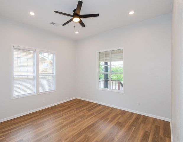2604 S Spring Street, Little Rock, AR 72206