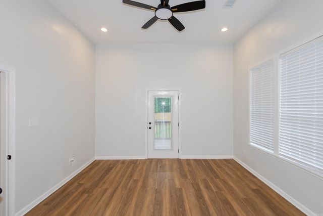 2604 S Spring Street, Little Rock, AR 72206