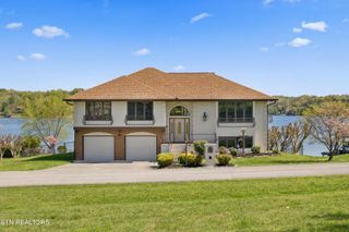 4202 Brooksview Rd, Lenoir City, TN 37772