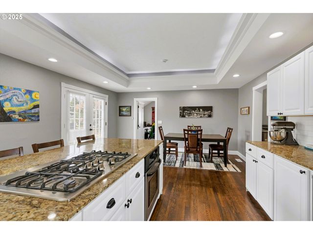 174 STEELHAMMER Rd, Silverton, OR 97381