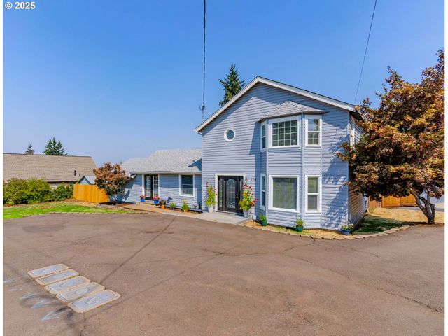 174 STEELHAMMER Rd, Silverton, OR 97381