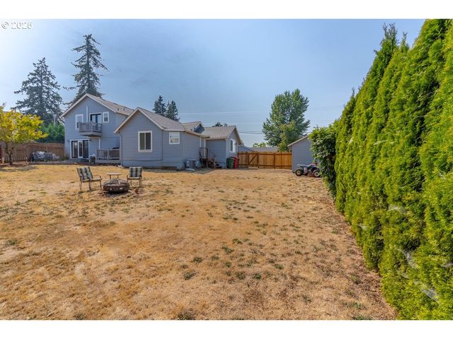 174 STEELHAMMER Rd, Silverton, OR 97381