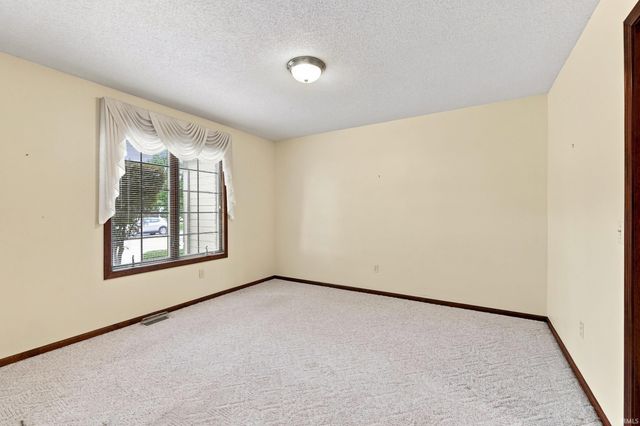 2127 Caravelle Drive, Fort Wayne, IN 46814