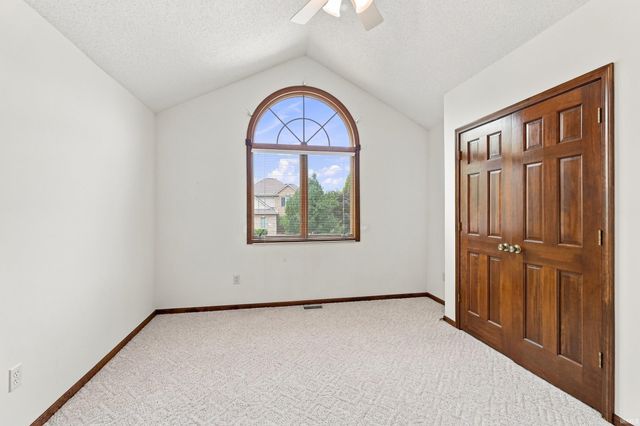 2127 Caravelle Drive, Fort Wayne, IN 46814