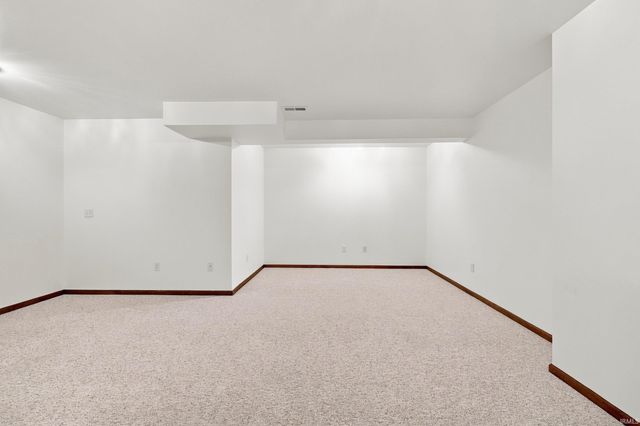 2127 Caravelle Drive, Fort Wayne, IN 46814
