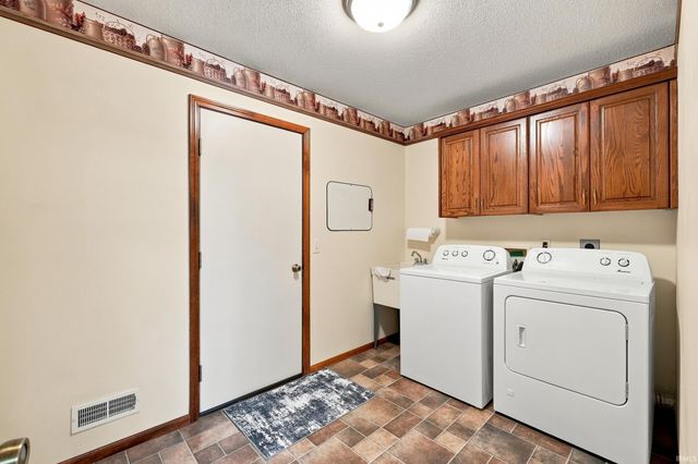2127 Caravelle Drive, Fort Wayne, IN 46814