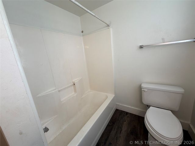 1009 E Thompson Avenue, Sapulpa, OK 74066