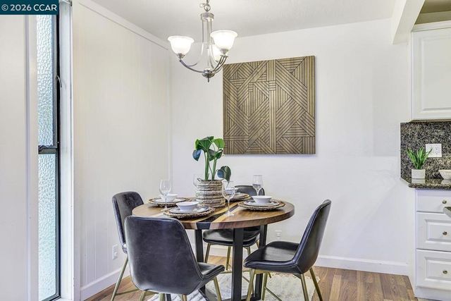 2650 Jones Rd 14, Walnut Creek, CA 94597