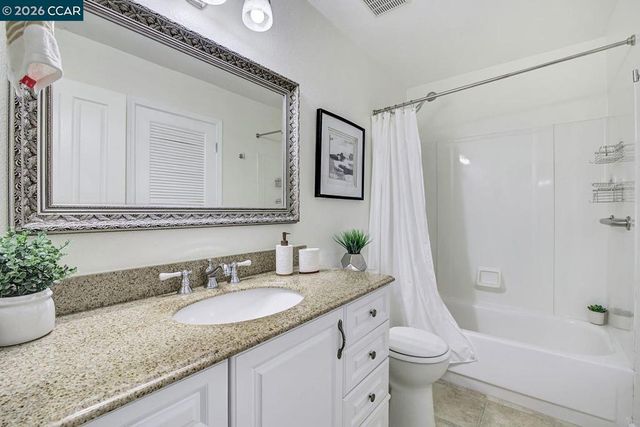 2650 Jones Rd 14, Walnut Creek, CA 94597