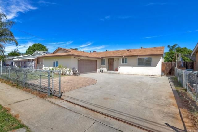 924 Daisy Street, Escondido, CA 92027