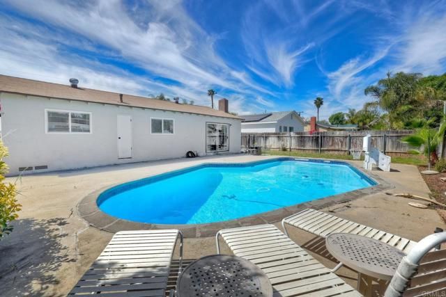 924 Daisy Street, Escondido, CA 92027