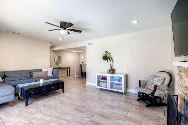 924 Daisy Street, Escondido, CA 92027