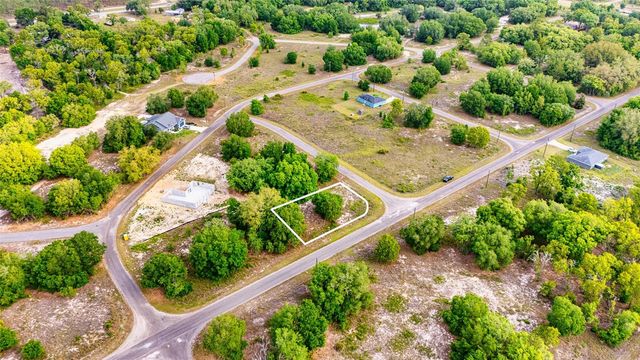 39 GUAVA TRACK, Ocklawaha, FL 32179