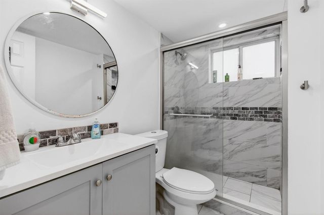 1060 Crystal Lake Drive 203, Deerfield Beach, FL 33064