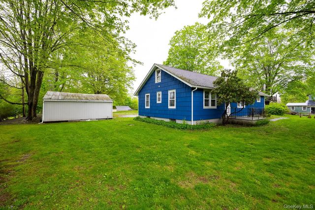 3176 Sharon Turnpike, Millbrook, NY 12545