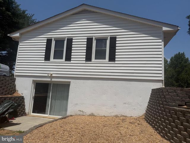 10143 INDIANTOWN RD, King George, VA 22485
