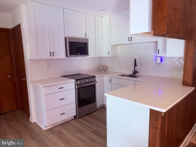 10143 INDIANTOWN RD, King George, VA 22485
