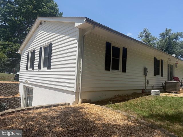 10143 INDIANTOWN RD, King George, VA 22485