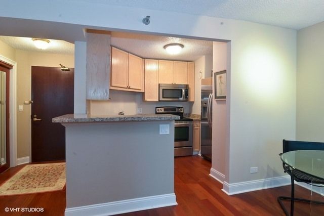 195 N HARBOR Drive 3207, Chicago, IL 60601