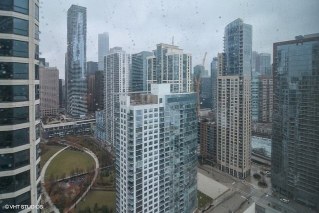 195 N HARBOR Drive 3207, Chicago, IL 60601