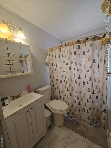 11108 Essex Avenue, Warren, MI 48089