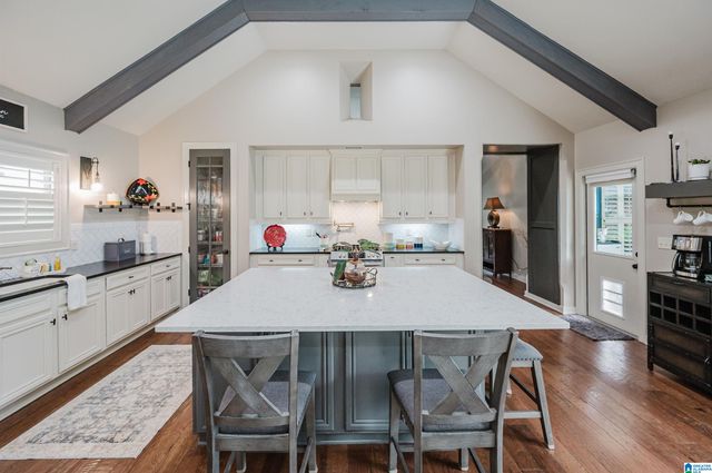 2438 NORTHAMPTON DRIVE, Hoover, AL 35226