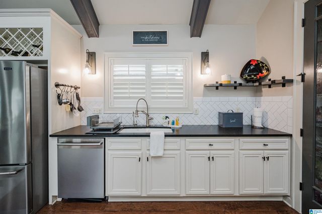 2438 NORTHAMPTON DRIVE, Hoover, AL 35226