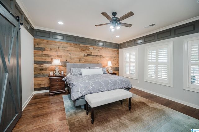 2438 NORTHAMPTON DRIVE, Hoover, AL 35226