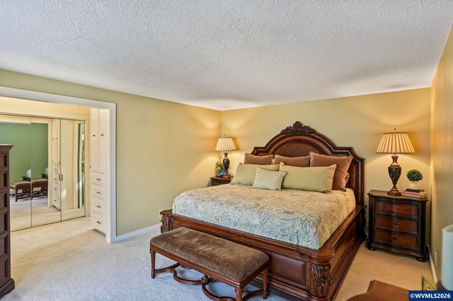 3674 Burning Tree Dr S, Salem, OR 97302