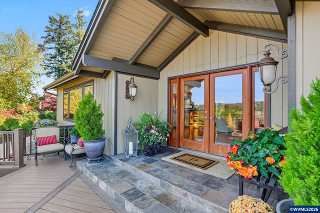 3674 Burning Tree Dr S, Salem, OR 97302
