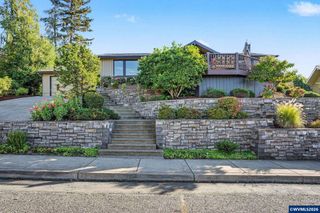3674 Burning Tree Dr S, Salem, OR 97302