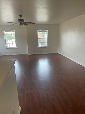 6716 Barred Owl Road, Arlington, TX 76002