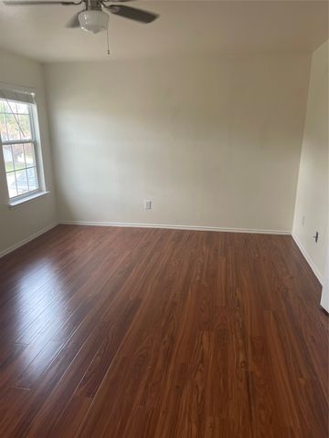 6716 Barred Owl Road, Arlington, TX 76002