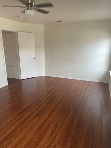 6716 Barred Owl Road, Arlington, TX 76002