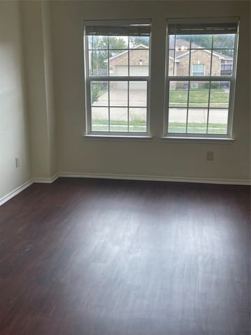 6716 Barred Owl Road, Arlington, TX 76002