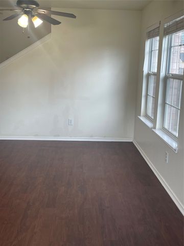 6716 Barred Owl Road, Arlington, TX 76002