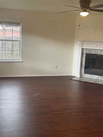 6716 Barred Owl Road, Arlington, TX 76002