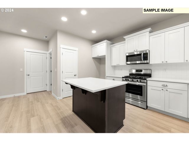 2789 S Ivy St 826, Cornelius, OR 97113
