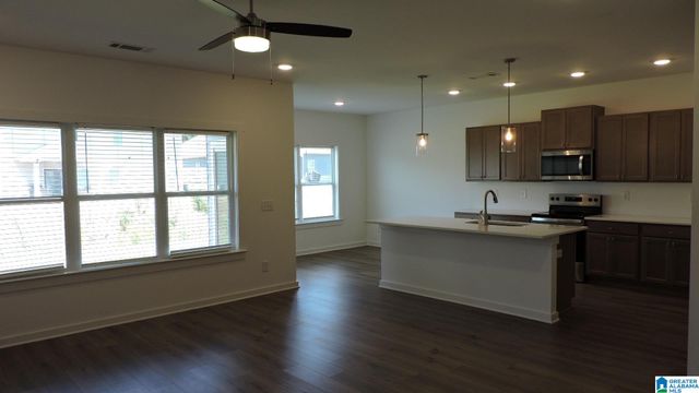 8147 KIMBRELL STATION LOOP, Mccalla, AL 35111