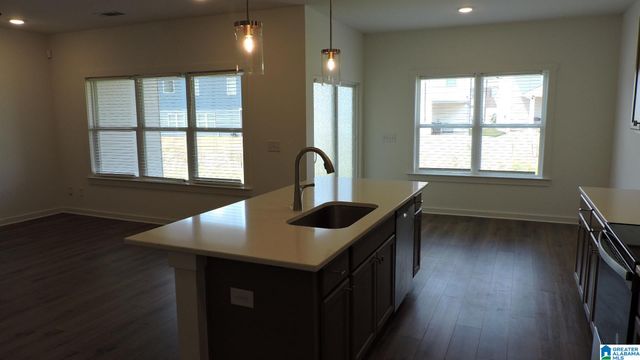 8147 KIMBRELL STATION LOOP, Mccalla, AL 35111