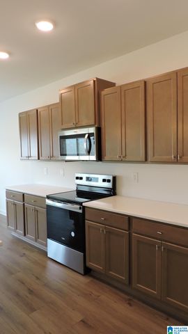8147 KIMBRELL STATION LOOP, Mccalla, AL 35111