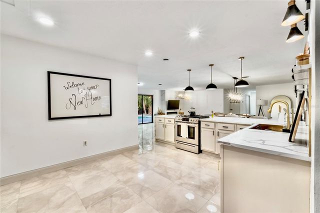 36245 E SPRING LAKE BOULEVARD, Fruitland Park, FL 34731